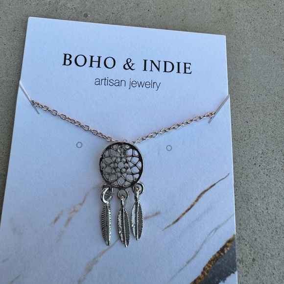 Boho & Indie Dreamcatcher Necklace - Picture 3 of 4